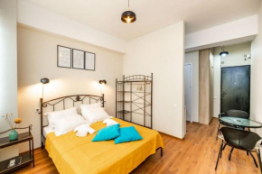 Cozy Berbuki Apartment